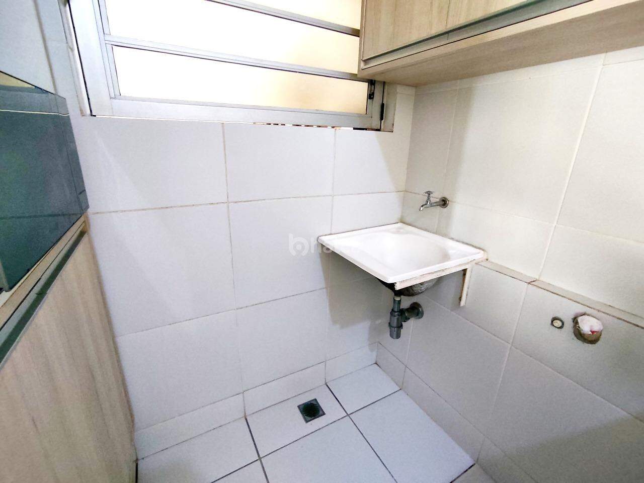 Apartamento para alugar com 3 quartos, 64m² - Foto 15