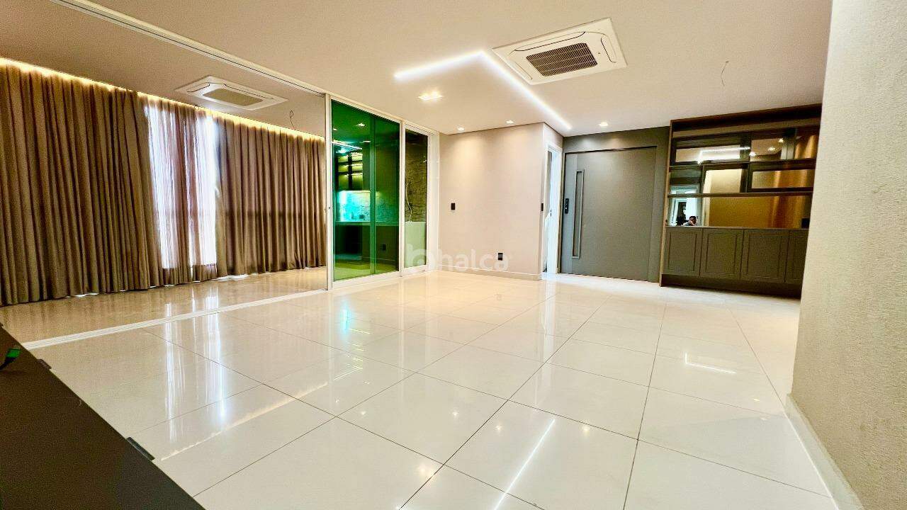 Apartamento, 3 quartos, 168 m² - Foto 1