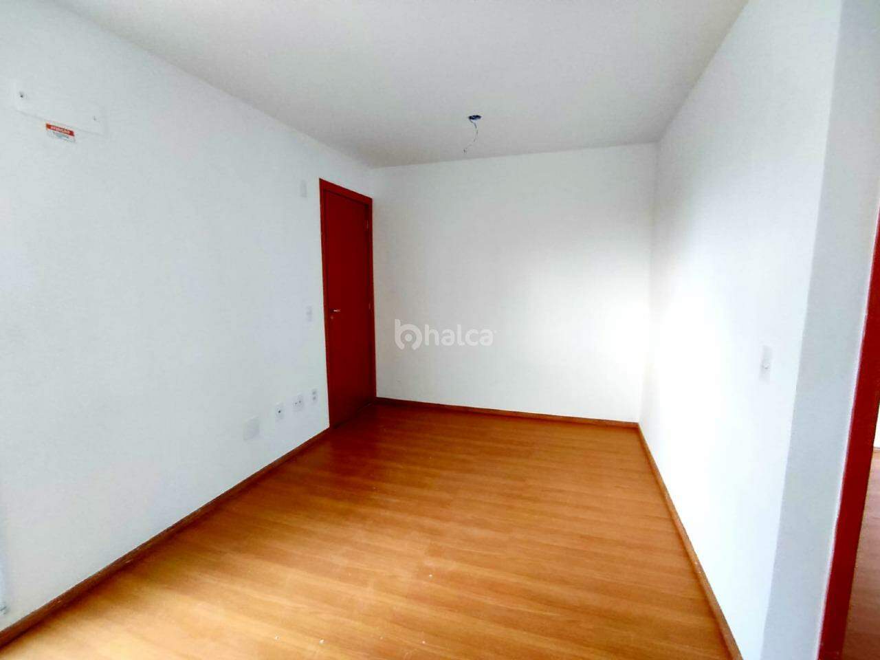 Apartamento para alugar com 2 quartos, 38m² - Foto 4