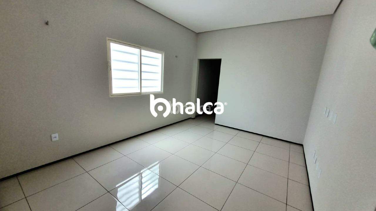 Casa à venda com 4 quartos, 180m² - Foto 13