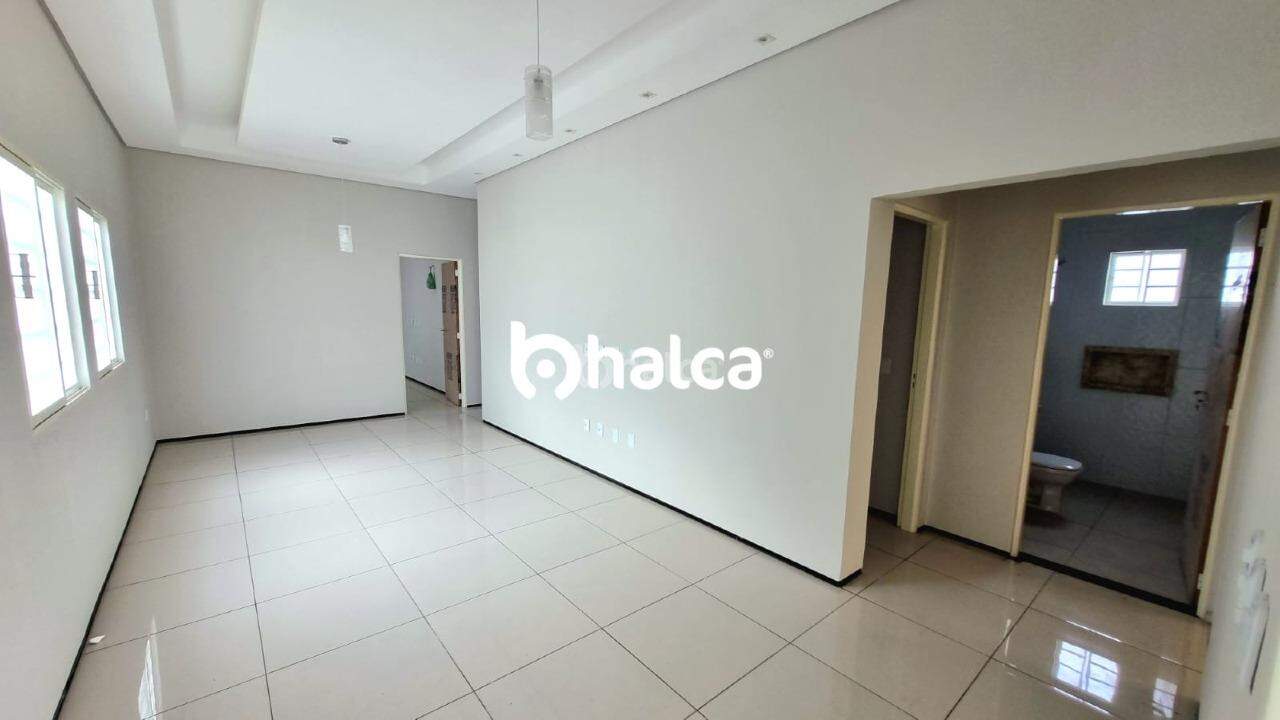 Casa à venda com 4 quartos, 180m² - Foto 6