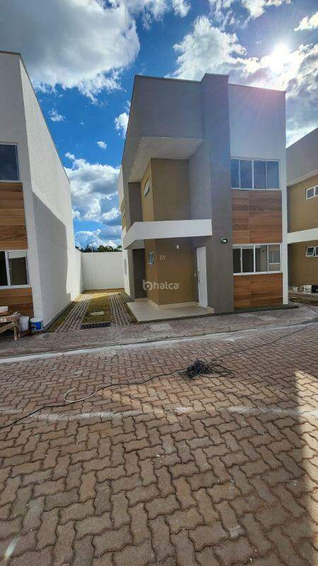 Casa de Condomínio à venda com 3 quartos, 77m² - Foto 2