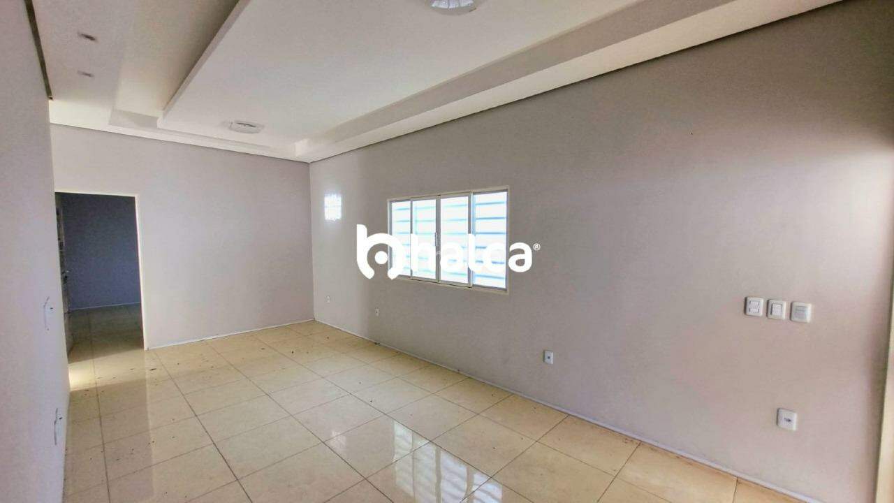 Casa à venda com 4 quartos, 180m² - Foto 14