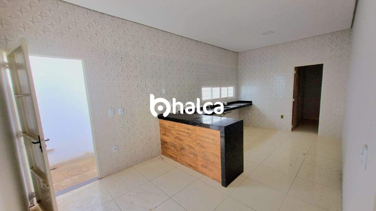 Casa à venda com 4 quartos, 180m² - Foto 8