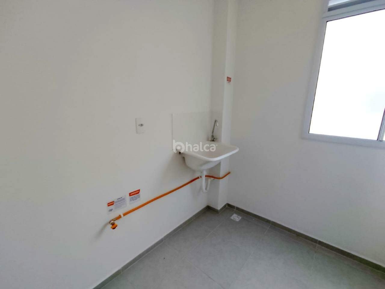 Apartamento para alugar com 2 quartos, 38m² - Foto 17