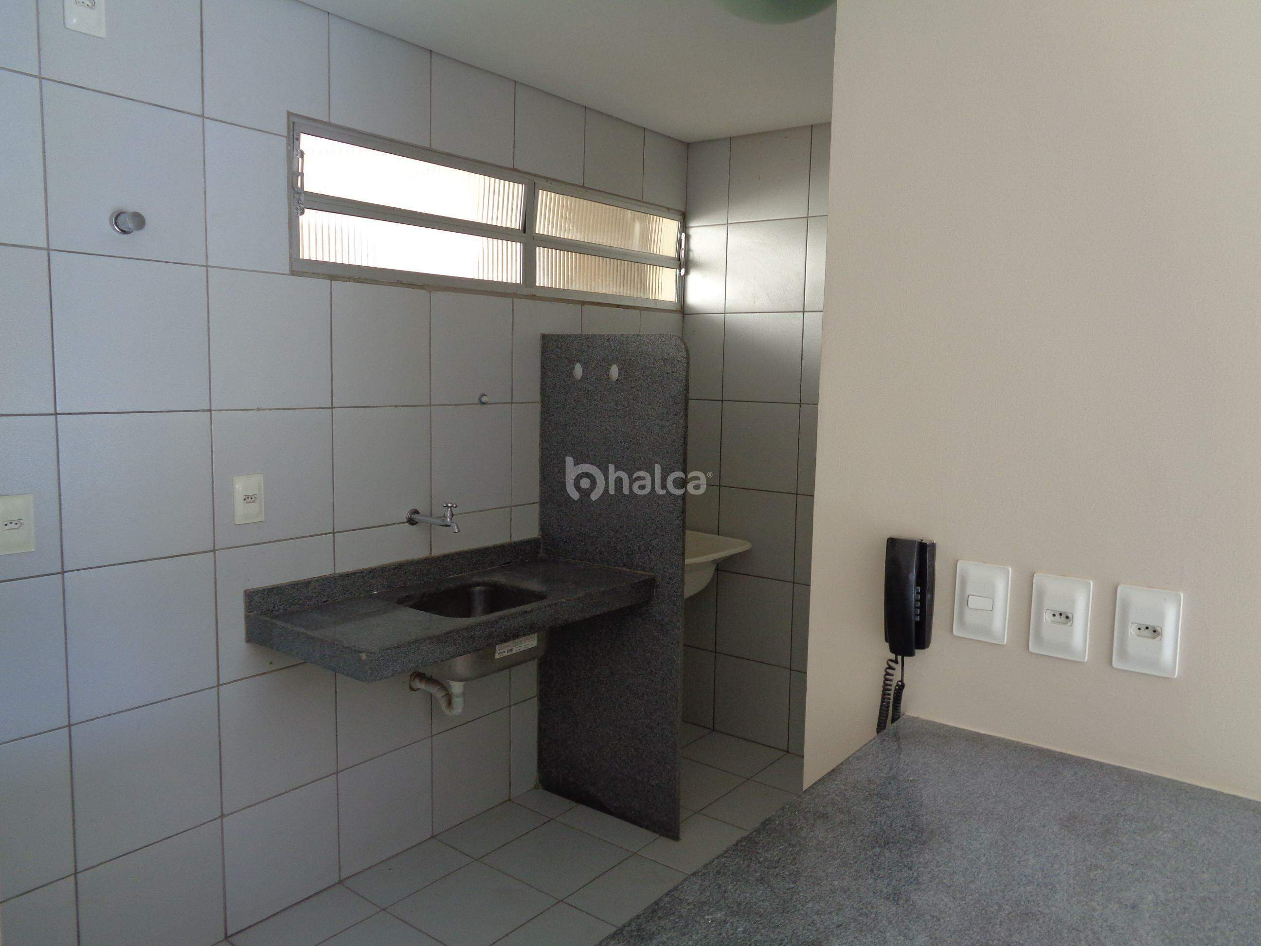 Apartamento para alugar com 2 quartos, 52m² - Foto 7