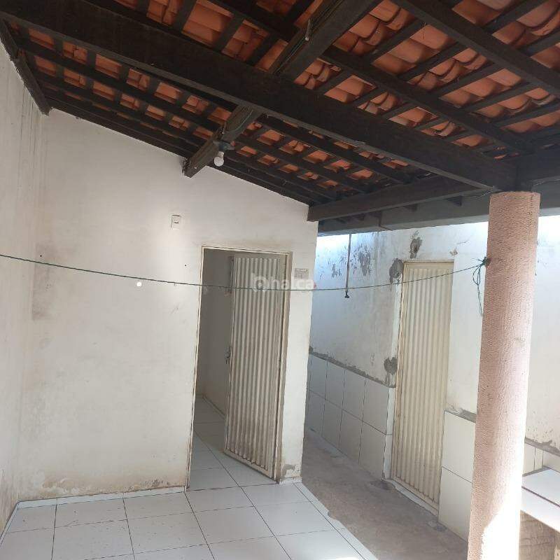 Casa à venda com 2 quartos, 150m² - Foto 11