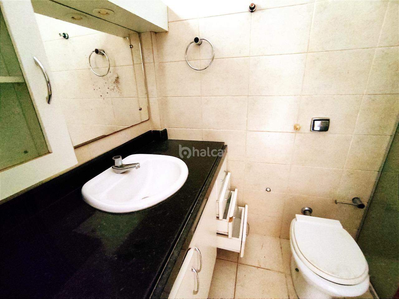 Casa para alugar com 3 quartos, 250m² - Foto 15