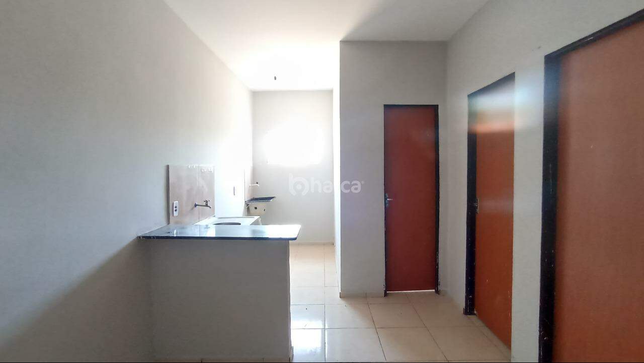 Apartamento para alugar com 2 quartos, 33m² - Foto 2