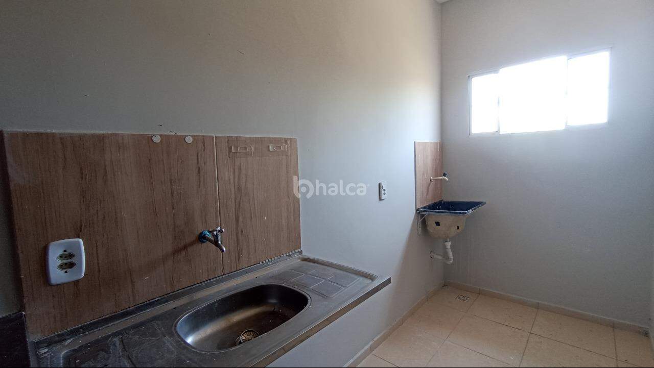 Apartamento para alugar com 2 quartos, 33m² - Foto 11