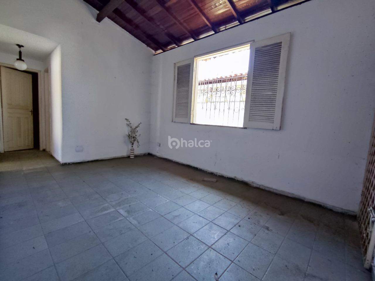 Casa à venda com 3 quartos, 250m² - Foto 9