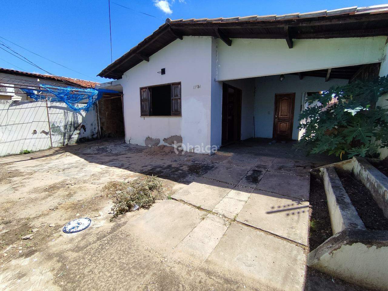 Casa à venda com 3 quartos, 250m² - Foto 2