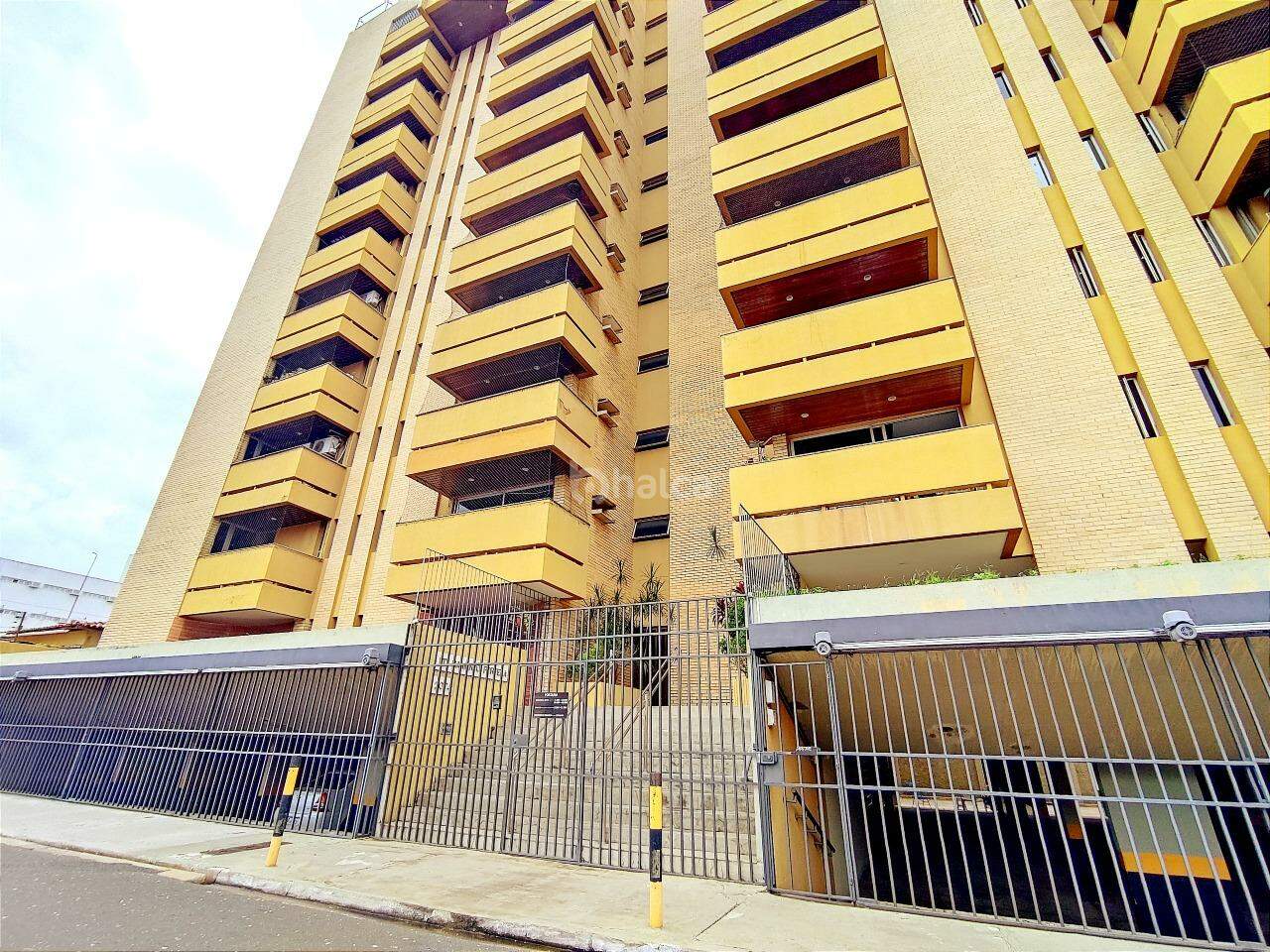 Apartamento à venda com 3 quartos, 139m² - Foto 1