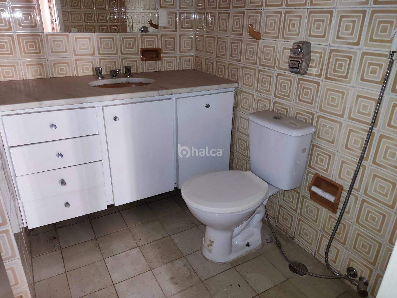 Apartamento à venda com 3 quartos, 139m² - Foto 19