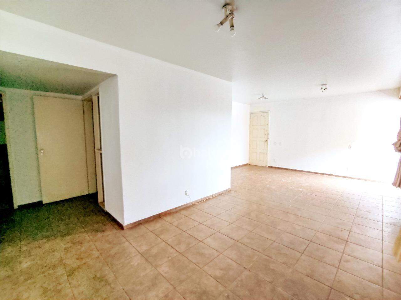 Apartamento à venda com 3 quartos, 139m² - Foto 9