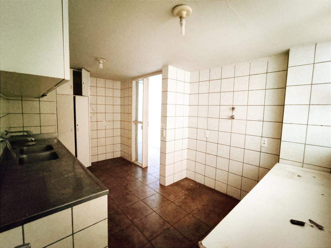 Apartamento para alugar com 3 quartos, 139m² - Foto 16