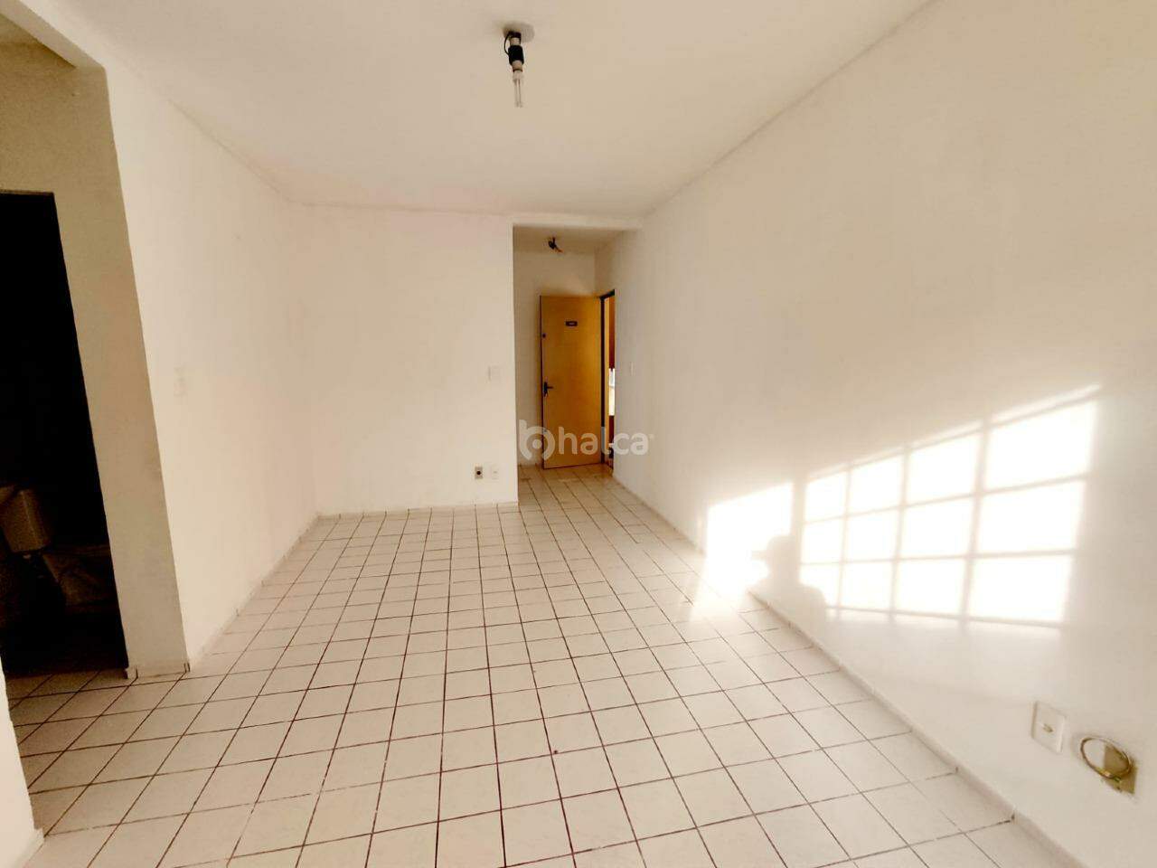 Apartamento à venda com 3 quartos, 72m² - Foto 3