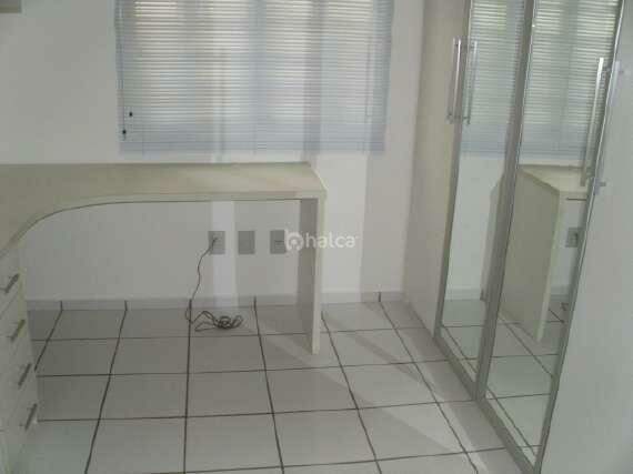 Apartamento à venda com 3 quartos, 77m² - Foto 7