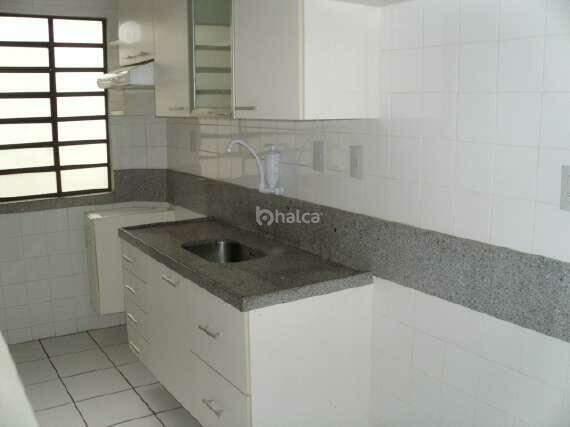 Apartamento à venda com 3 quartos, 77m² - Foto 9