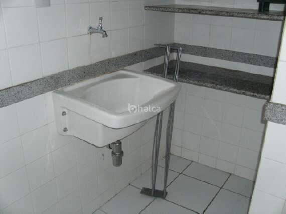 Apartamento à venda com 3 quartos, 77m² - Foto 11