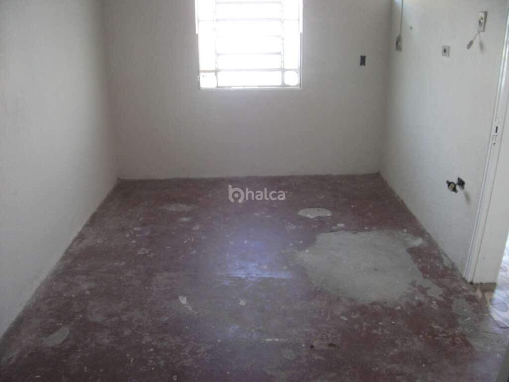 Casa à venda com 4 quartos, 61m² - Foto 4