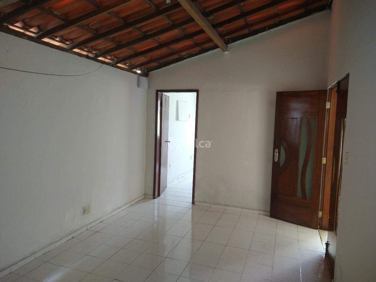 Casa à venda com 3 quartos, 90m² - Foto 4