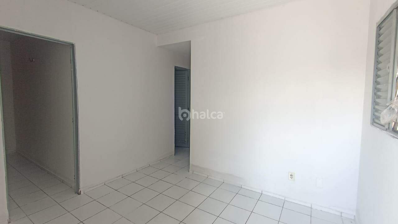 Casa à venda com 3 quartos, 60m² - Foto 5