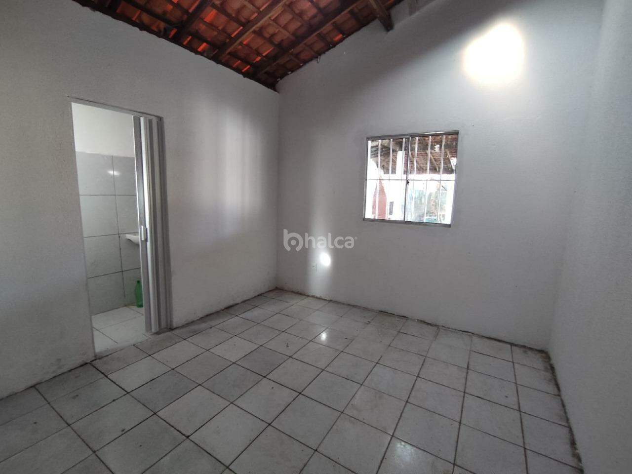 Casa à venda com 2 quartos, 360m² - Foto 3