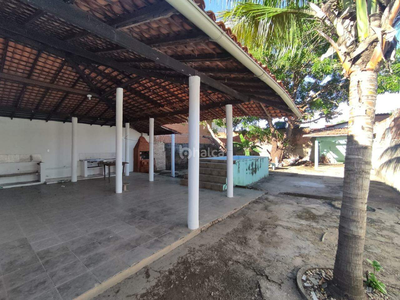 Casa à venda com 2 quartos, 360m² - Foto 5