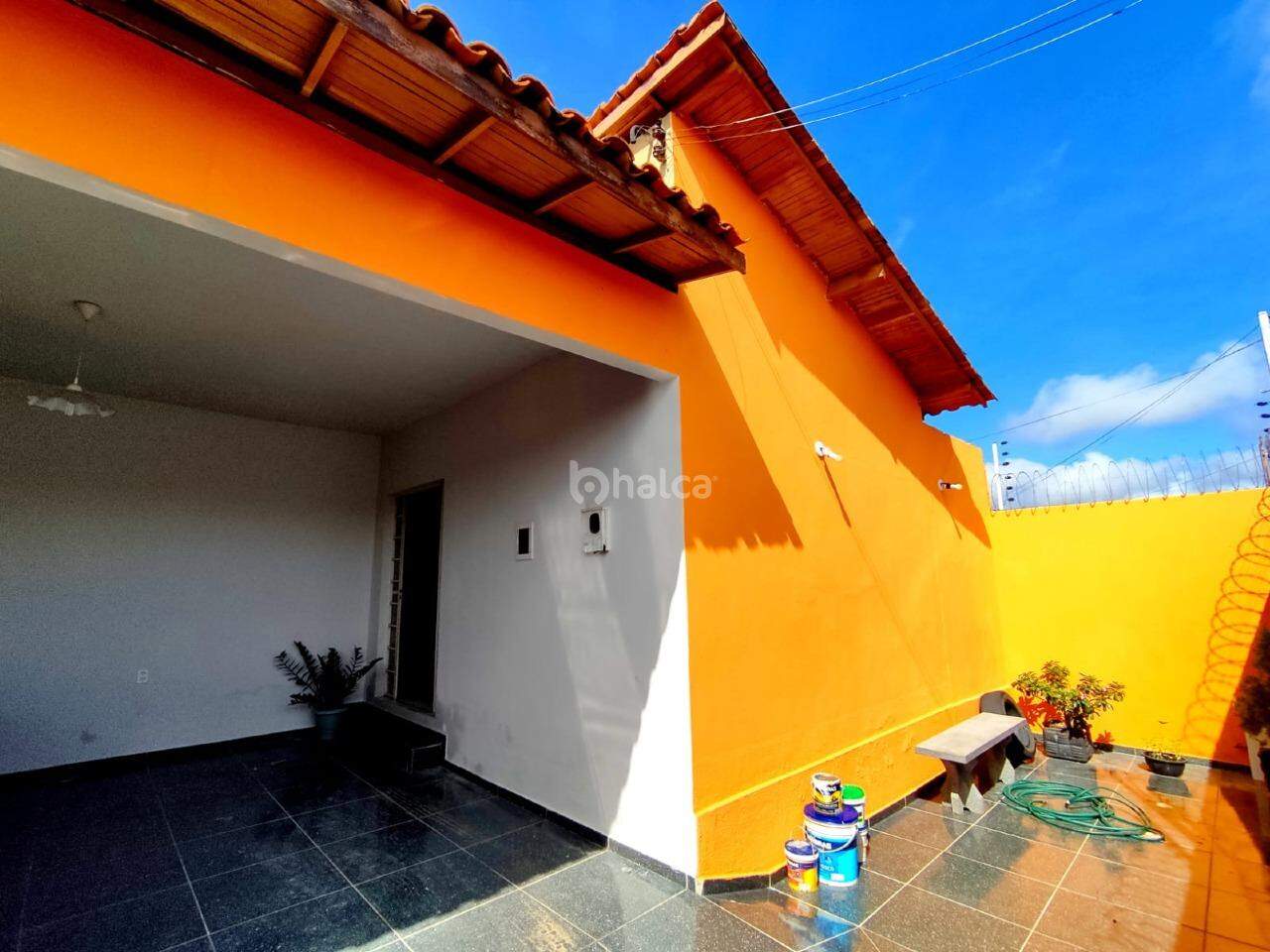 Casa à venda com 3 quartos, 170m² - Foto 2