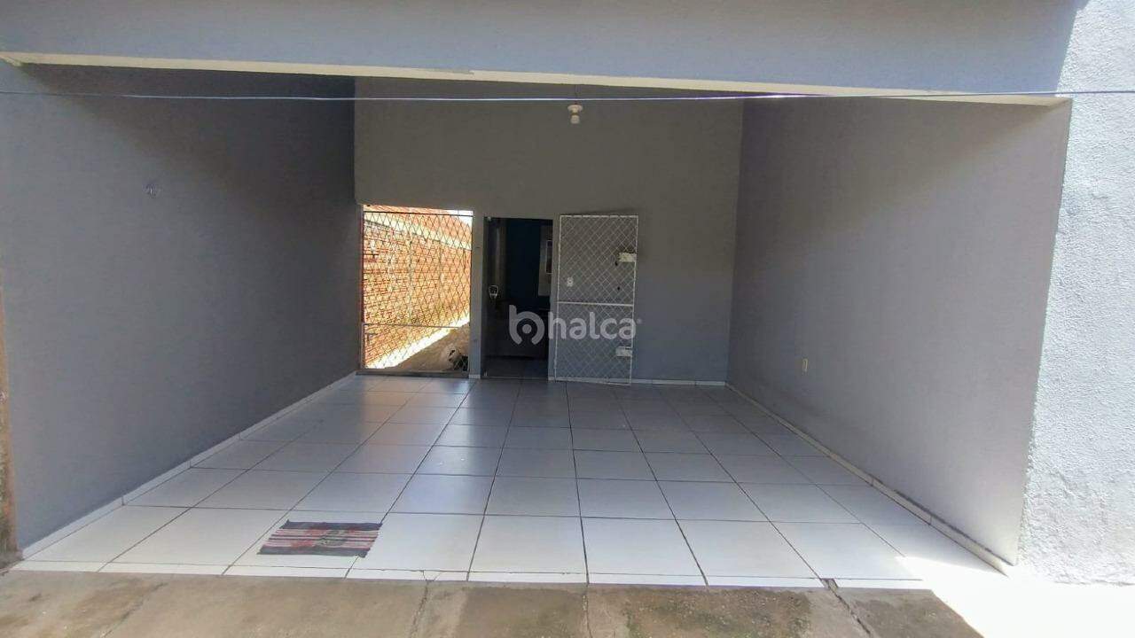 Casa à venda com 3 quartos, 120m² - Foto 2