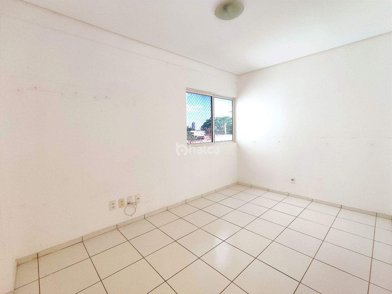 Apartamento para alugar com 3 quartos, 80m² - Foto 13