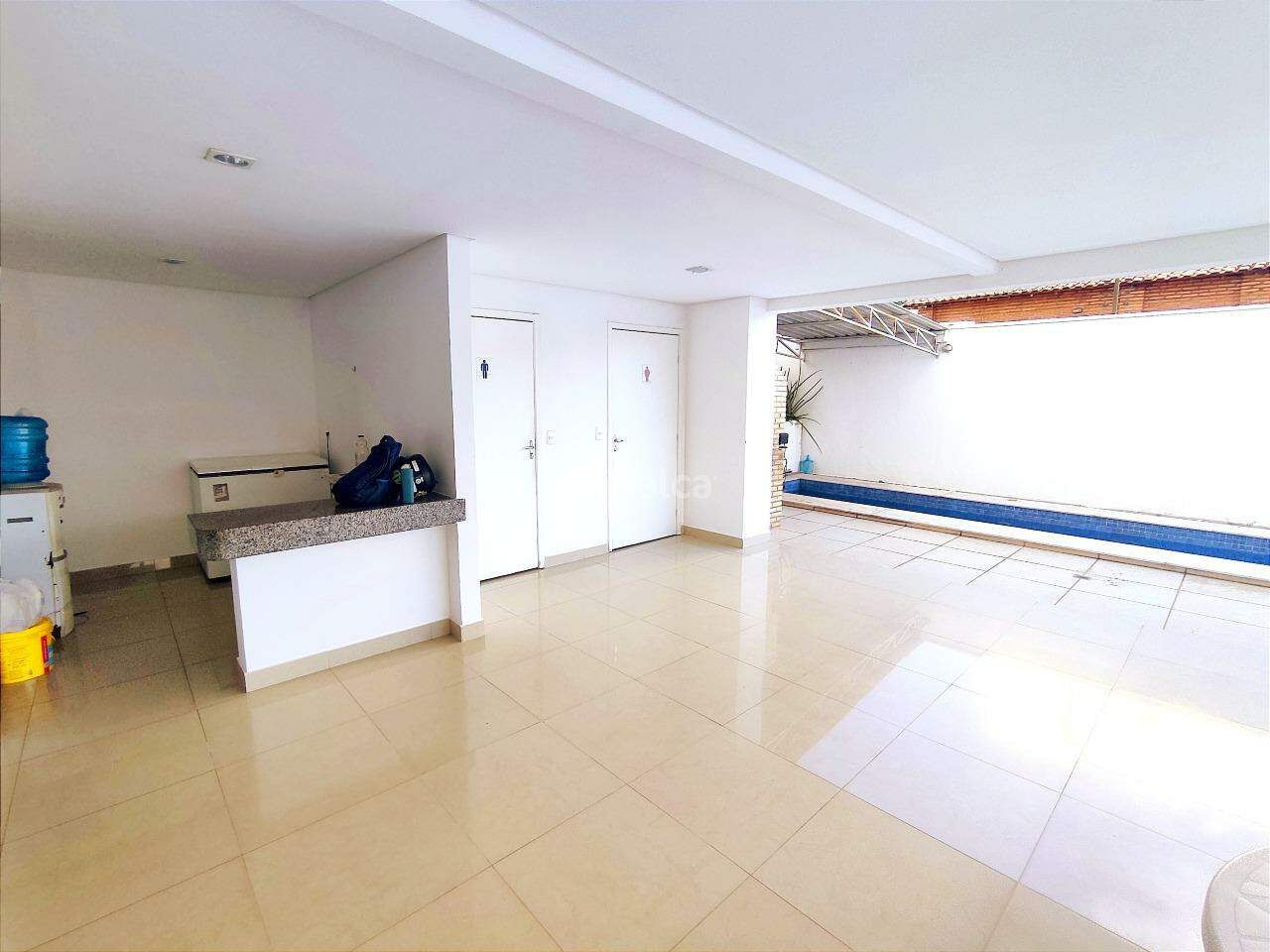 Apartamento para alugar com 3 quartos, 80m² - Foto 4