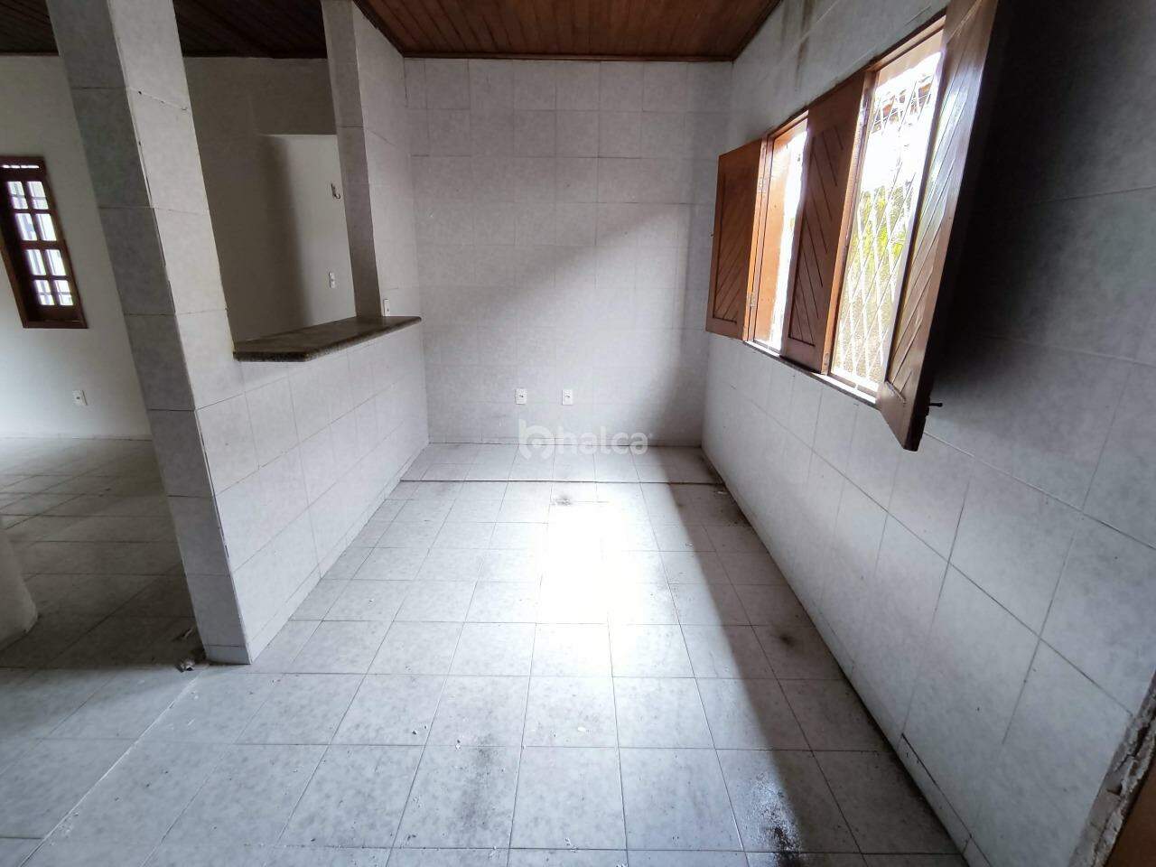 Casa à venda com 3 quartos, 160m² - Foto 14