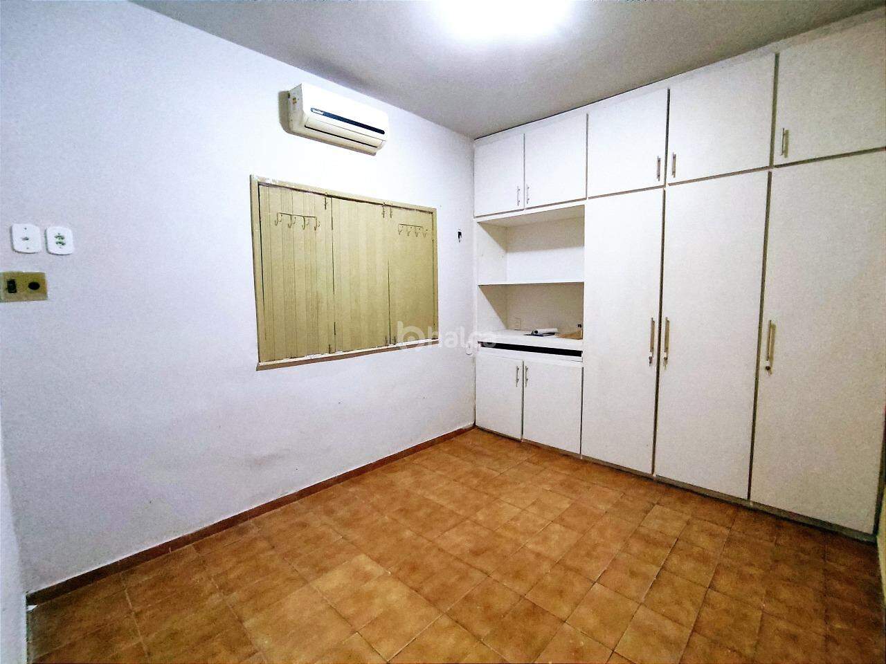 Casa à venda com 4 quartos, 152m² - Foto 8