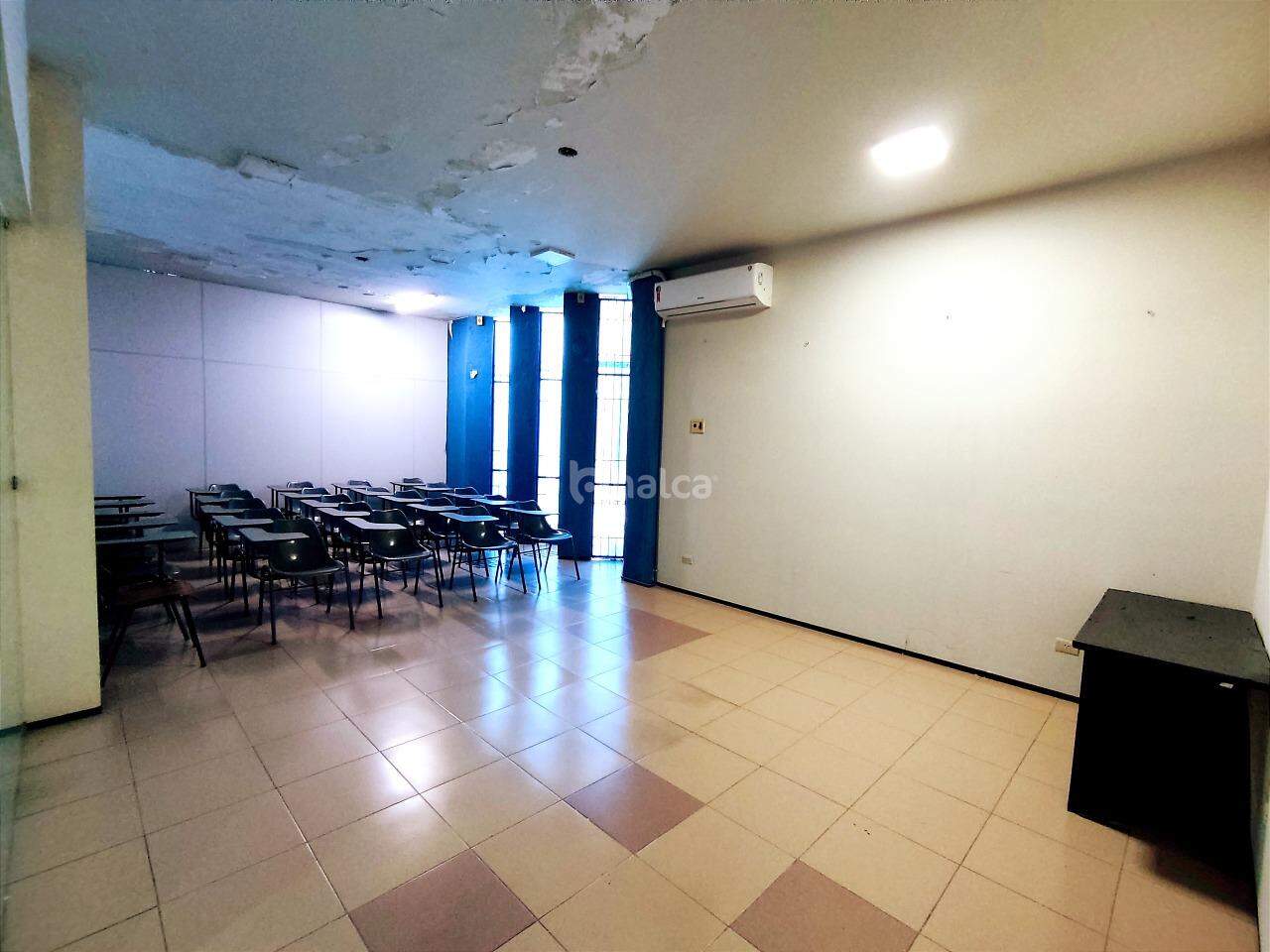 Casa Comercial para alugar com 1 quarto, 683m² - Foto 16