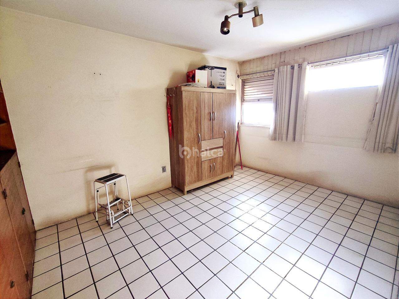 Apartamento à venda com 3 quartos, 183m² - Foto 8