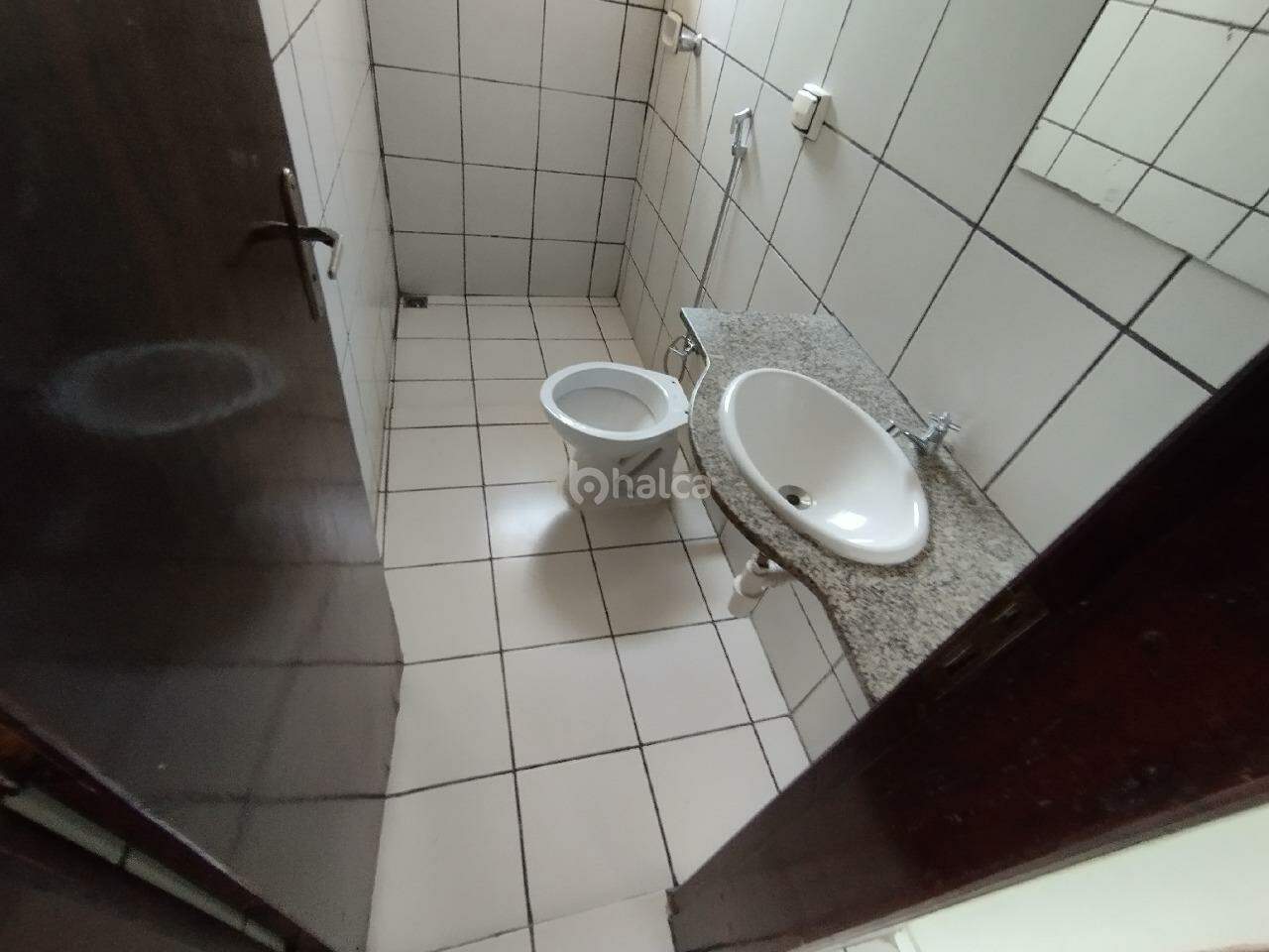 Apartamento para alugar com 3 quartos, 80m² - Foto 12