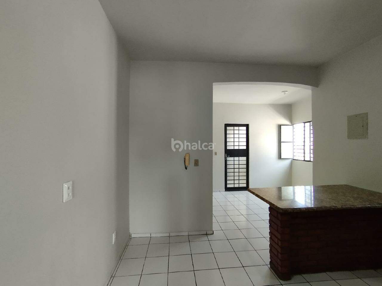 Apartamento para alugar com 3 quartos, 80m² - Foto 7