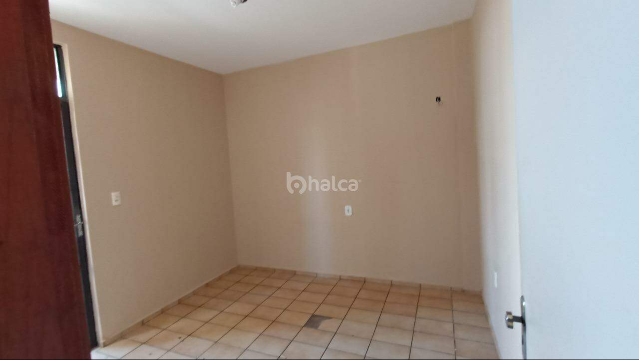 Apartamento para alugar com 4 quartos, 110m² - Foto 11