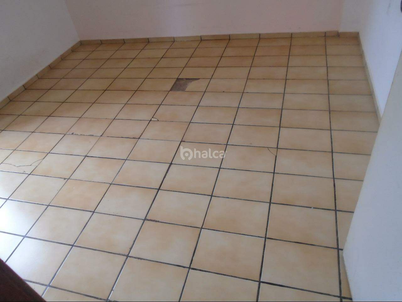 Apartamento para alugar com 4 quartos, 110m² - Foto 9