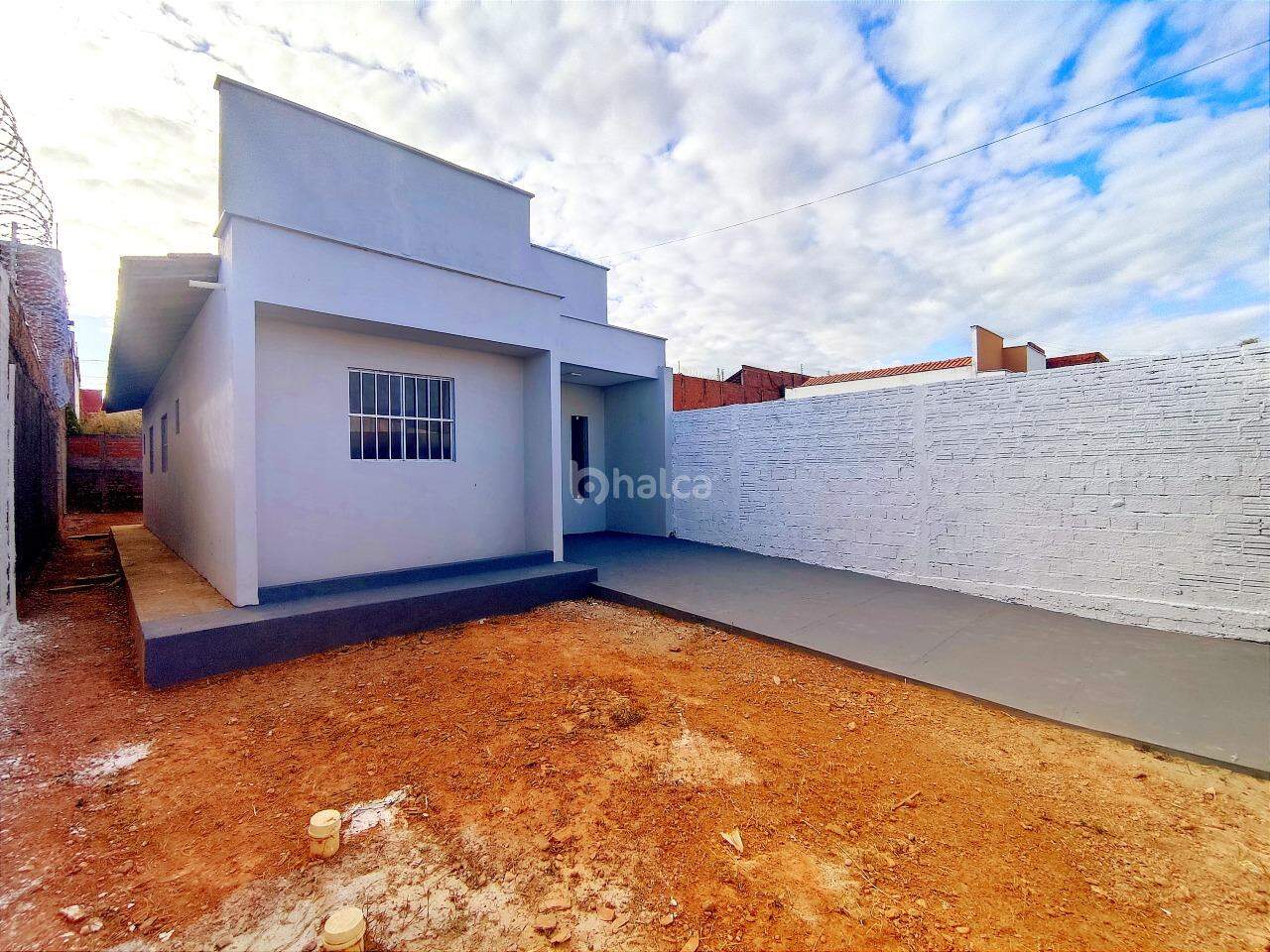 Casa à venda com 3 quartos, 70m² - Foto 4