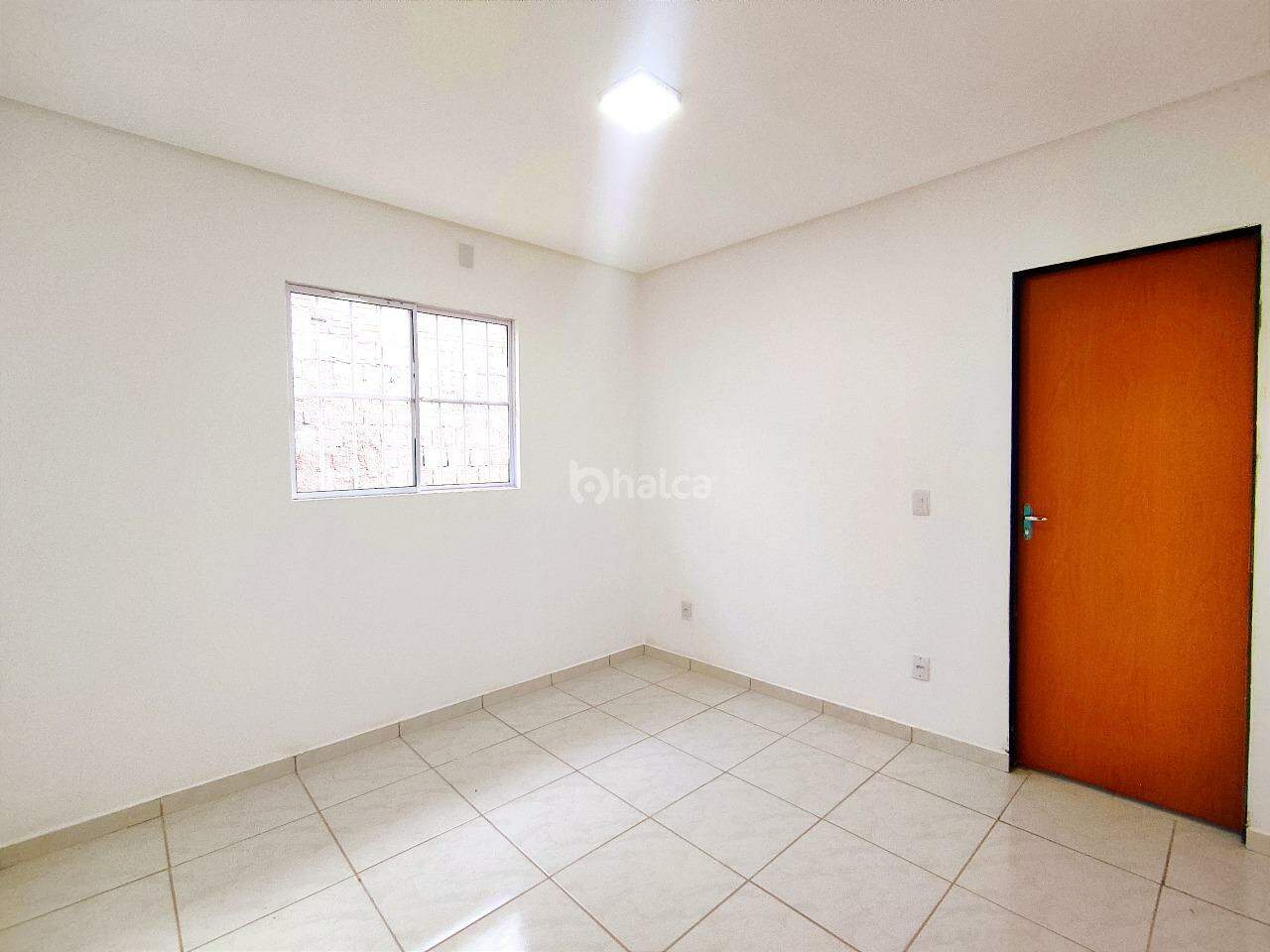 Casa à venda com 3 quartos, 70m² - Foto 14