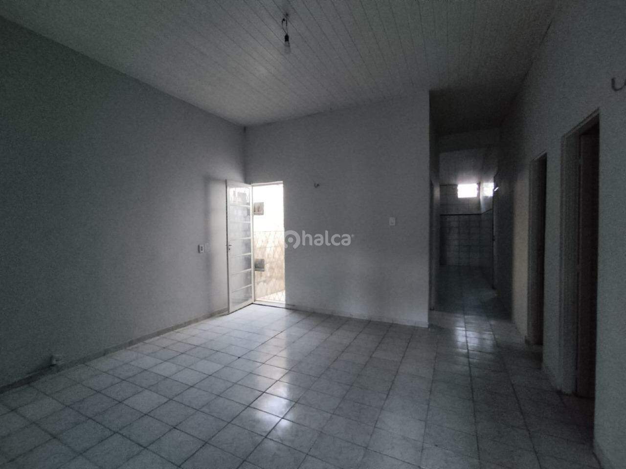 Casa à venda com 4 quartos, 128m² - Foto 3