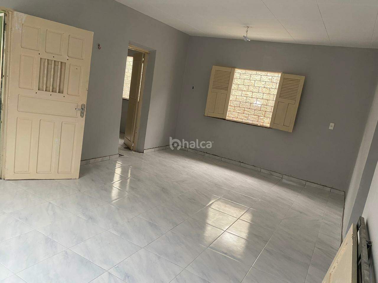 Casa à venda com 3 quartos, 140m² - Foto 2