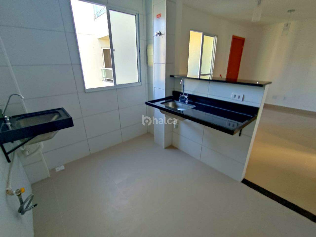 Apartamento para alugar com 2 quartos, 42m² - Foto 12