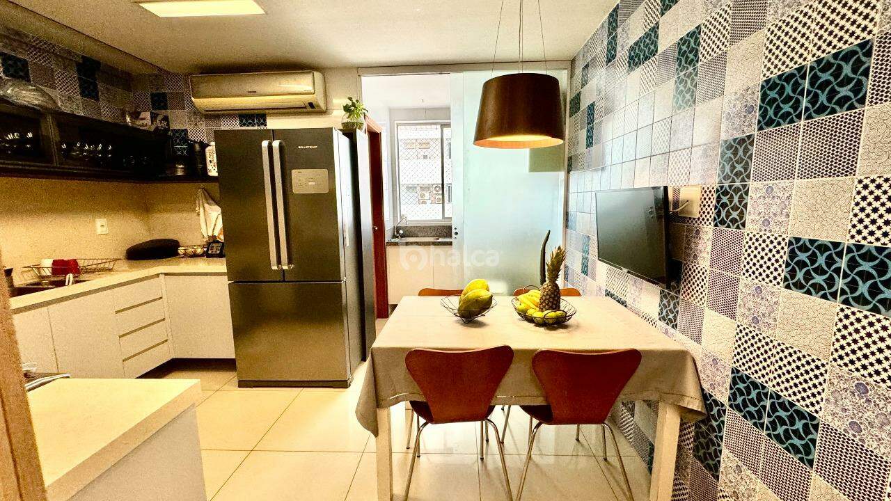 Apartamento à venda com 3 quartos, 127m² - Foto 9