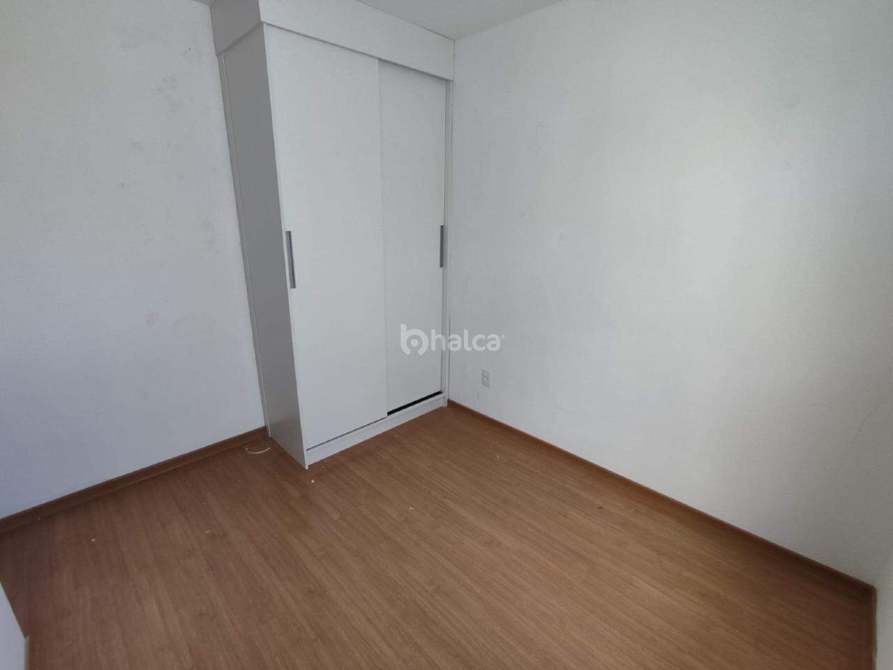 Apartamento para alugar com 2 quartos, 42m² - Foto 15