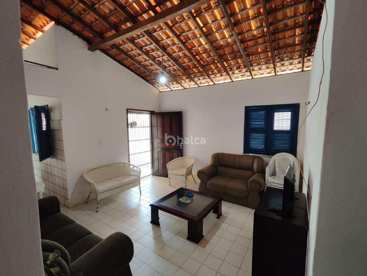 Casa à venda com 3 quartos, 136m² - Foto 2