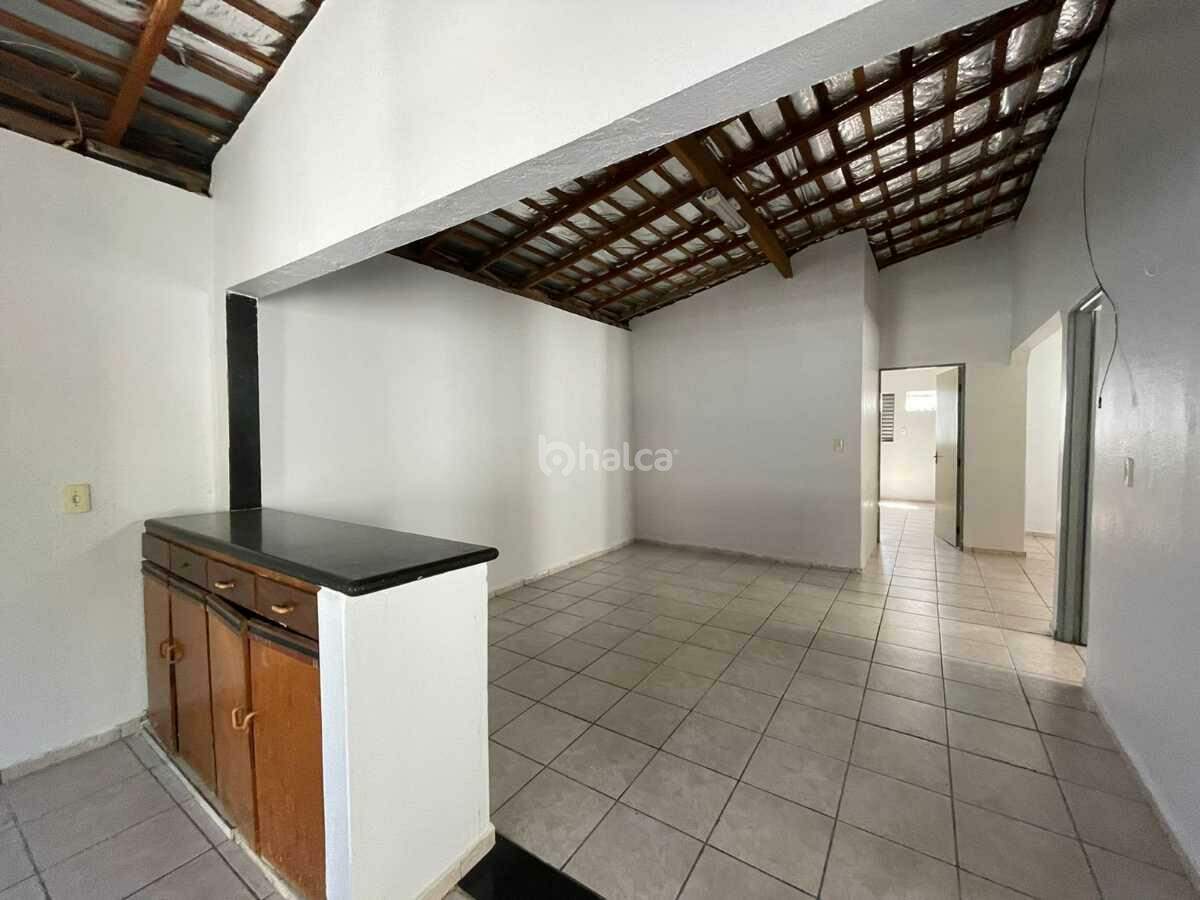 Casa à venda com 2 quartos, 109m² - Foto 5